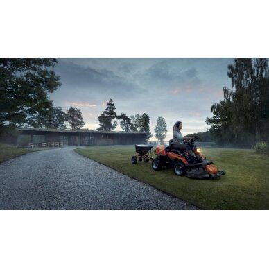 HUSQVARNA R 216T AWD 5